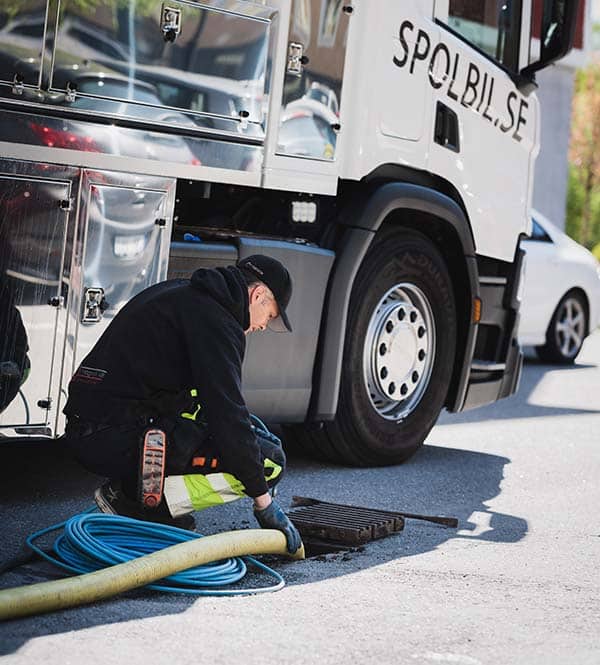 Slamsugning - Slambil med jour