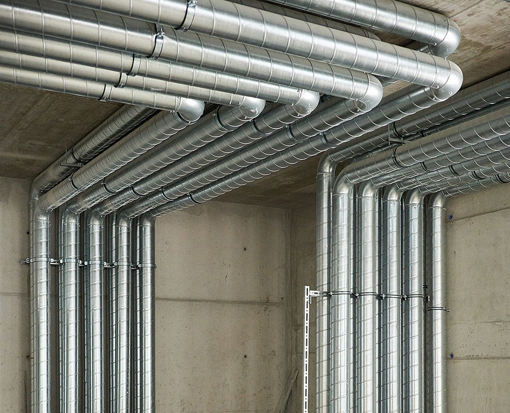 Ventilationssystem - Ventilationskanaler mot vägg och tak Ventilationssystem - Ventilationskanaler mot vägg och tak